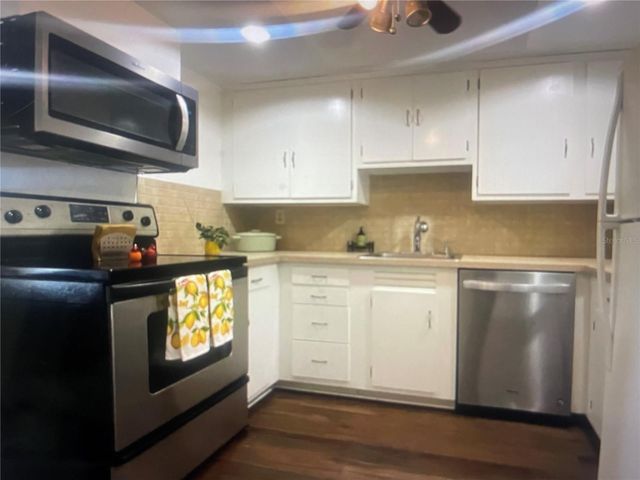 757 MIDWAY DRIVE B, Ocala, FL 34472