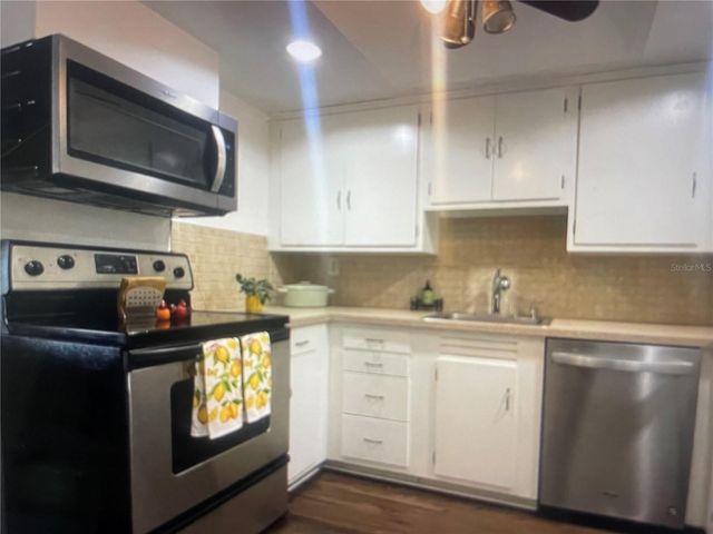 757 MIDWAY DRIVE B, Ocala, FL 34472