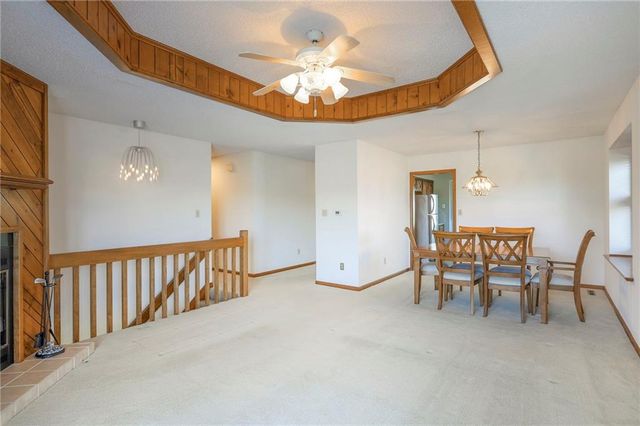 8409 Westridge Road, Raytown, MO 64138