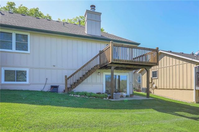 8409 Westridge Road, Raytown, MO 64138