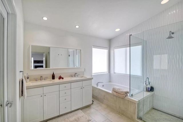 5778 Concord Woods, San Diego, CA 92130