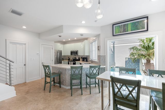 1011 Simonton Street R1, Key West, FL 33040