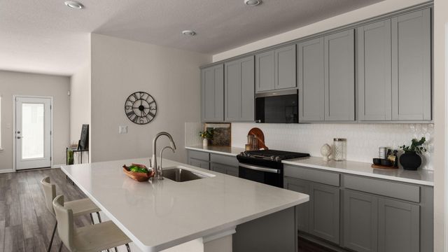 174 El Capitan LOOP, Dripping Springs, TX 78620