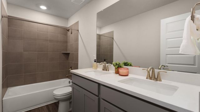 174 El Capitan LOOP, Dripping Springs, TX 78620