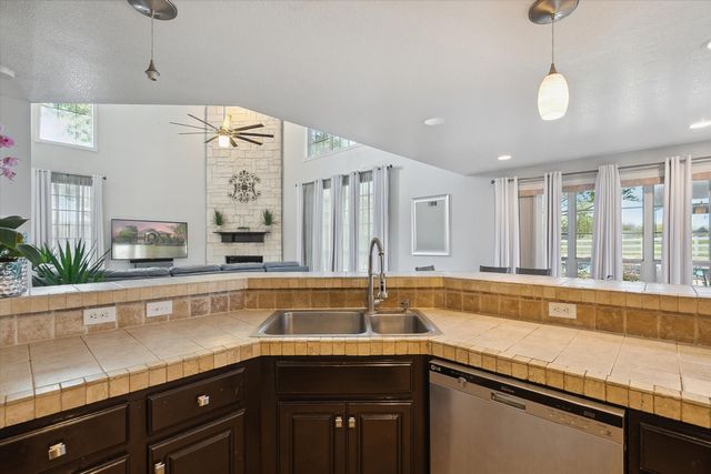 117 Lost Oak Drive, Azle, TX 76020