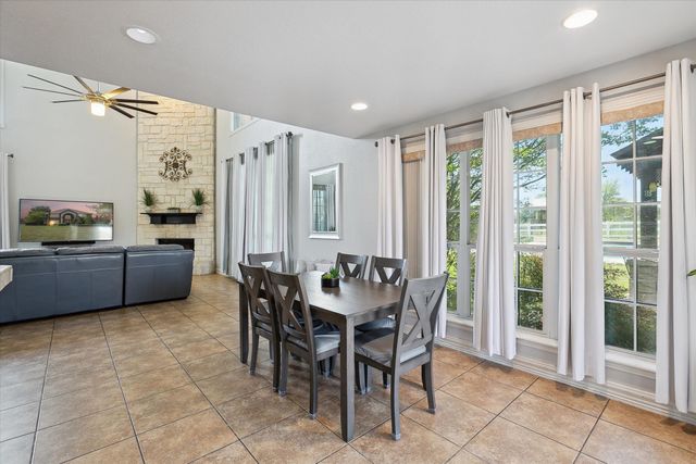 117 Lost Oak Drive, Azle, TX 76020