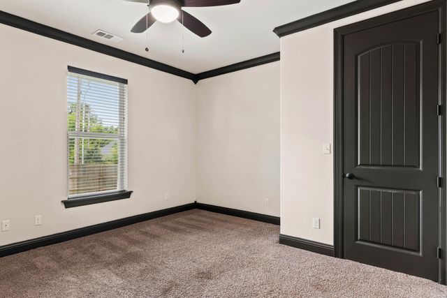 1417 Skogee Cir, Longview, TX 75605