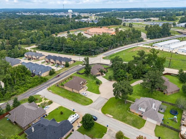 1417 Skogee Cir, Longview, TX 75605