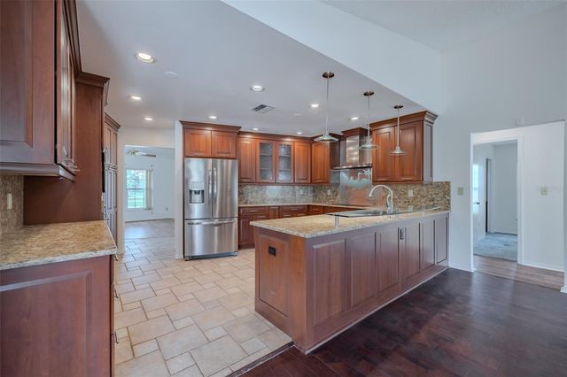 1409 HOLLEMAN, Valrico, FL 33596