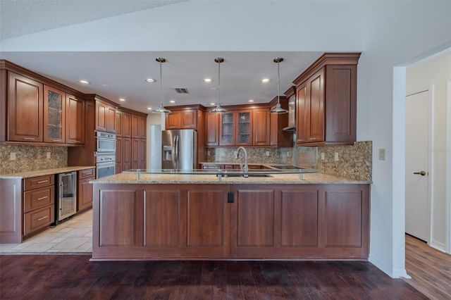 1409 HOLLEMAN, Valrico, FL 33596