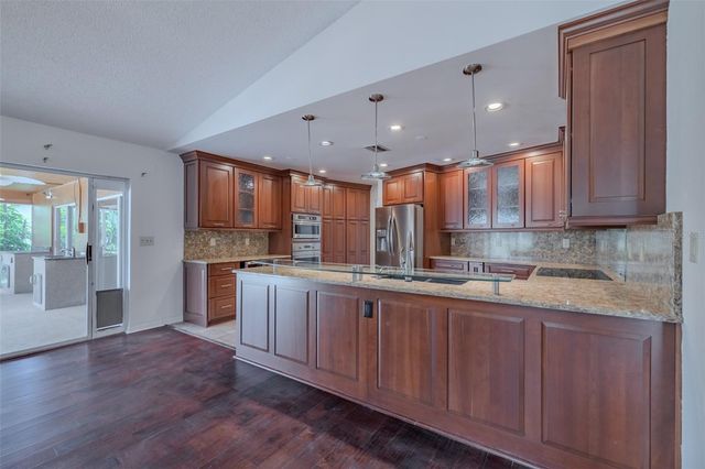 1409 HOLLEMAN, Valrico, FL 33596