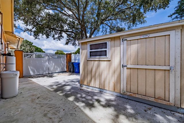 1409 HOLLEMAN, Valrico, FL 33596
