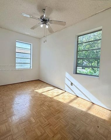 445 SW 24th Rd, Miami, FL 33129