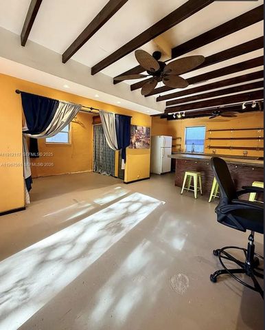 445 SW 24th Rd, Miami, FL 33129