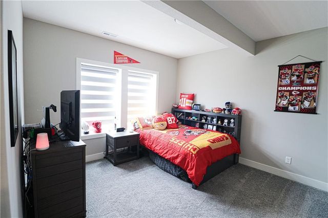 4720 NE Freehold Drive, Lee's Summit, MO 64064