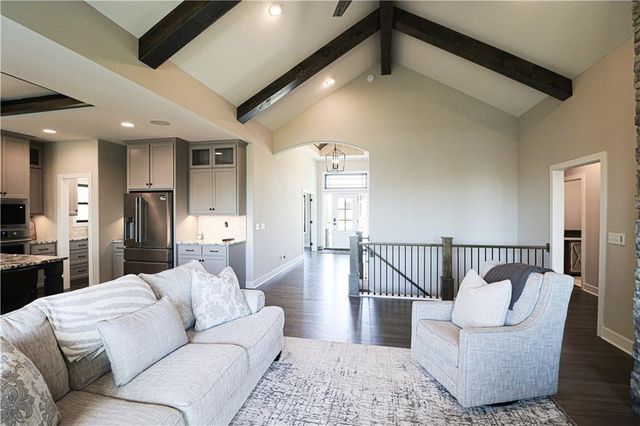 4720 NE Freehold Drive, Lee's Summit, MO 64064