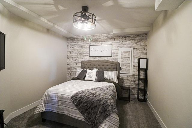 4720 NE Freehold Drive, Lee's Summit, MO 64064