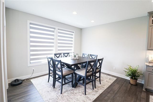 4720 NE Freehold Drive, Lee's Summit, MO 64064