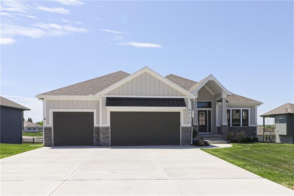 4720 NE Freehold Drive, Lee's Summit, MO 64064