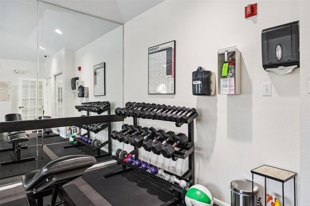 3231 Allen Parkway Parkway 1115, Houston, TX 77019