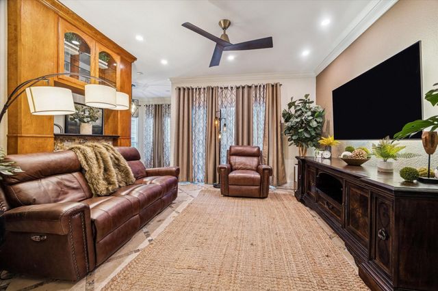 3231 Allen Parkway Parkway 1115, Houston, TX 77019