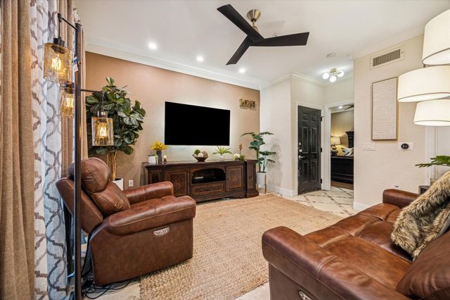 3231 Allen Parkway Parkway 1115, Houston, TX 77019