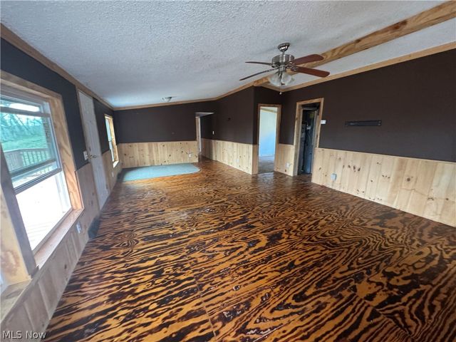 2510 Parkview Drive, Belpre, OH 45714