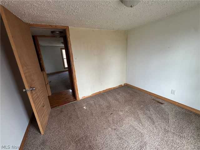 2510 Parkview Drive, Belpre, OH 45714