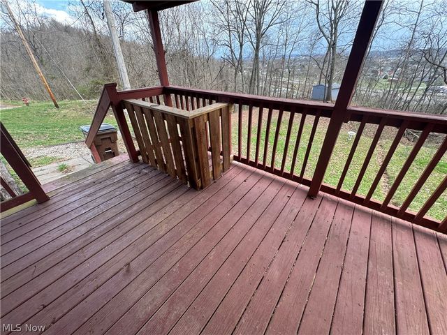 2510 Parkview Drive, Belpre, OH 45714