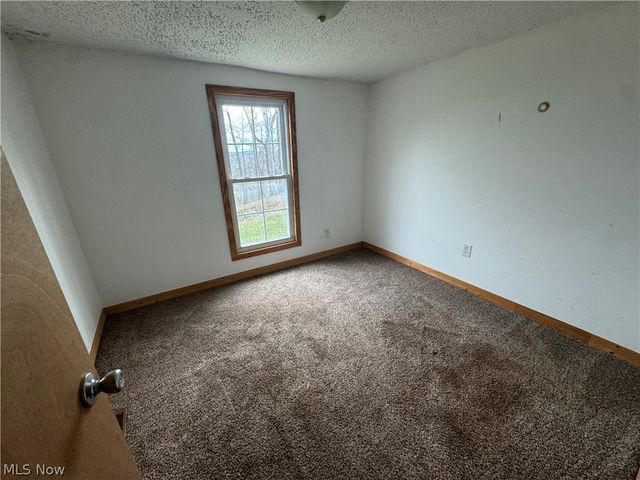 2510 Parkview Drive, Belpre, OH 45714