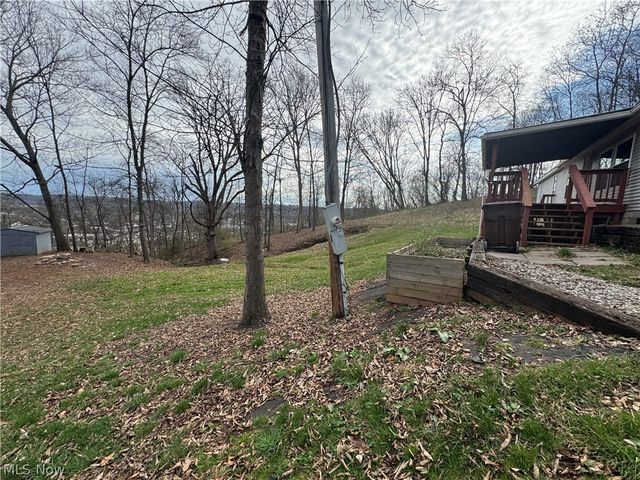 2510 Parkview Drive, Belpre, OH 45714