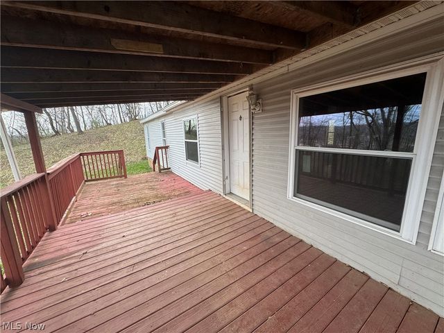2510 Parkview Drive, Belpre, OH 45714