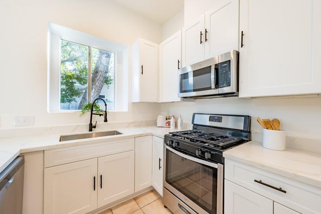 8111 Matchlock CV, Austin, TX 78729