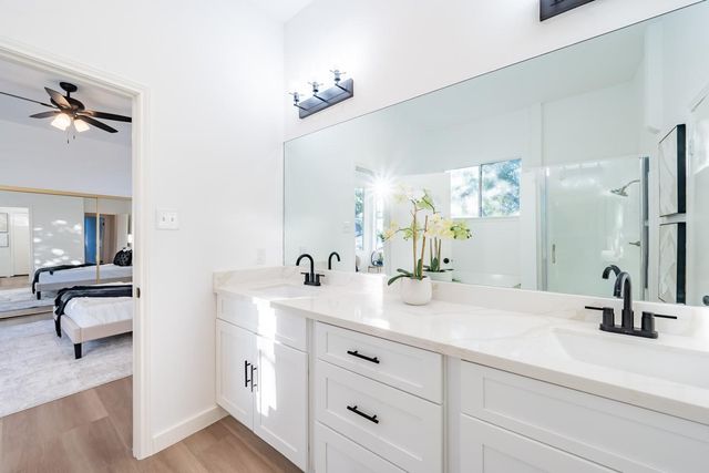 8111 Matchlock CV, Austin, TX 78729
