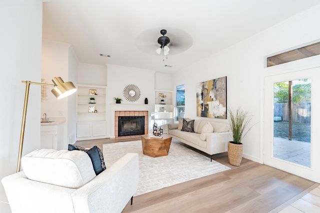 8111 Matchlock CV, Austin, TX 78729