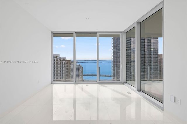 300 Biscayne Boulevard Way 3404, Miami, FL 33131