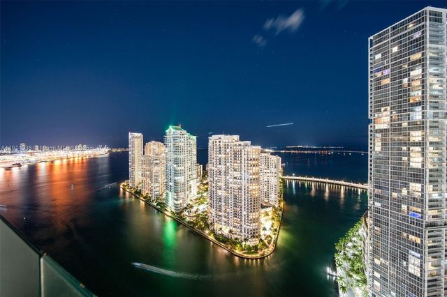 300 Biscayne Boulevard Way 3404, Miami, FL 33131