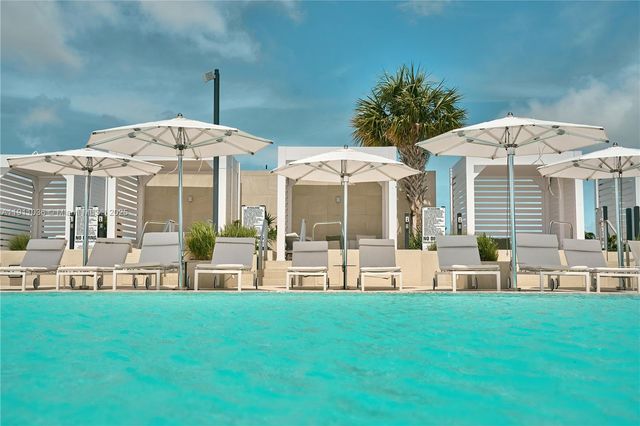 300 Biscayne Boulevard Way 3404, Miami, FL 33131