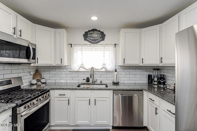 159 Princeton Drive, Toledo, OH 43614