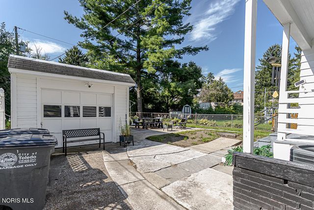 159 Princeton Drive, Toledo, OH 43614