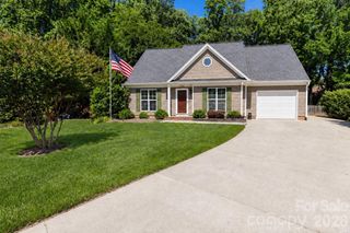 126 Tara Lynn Court, Mooresville, NC 28115