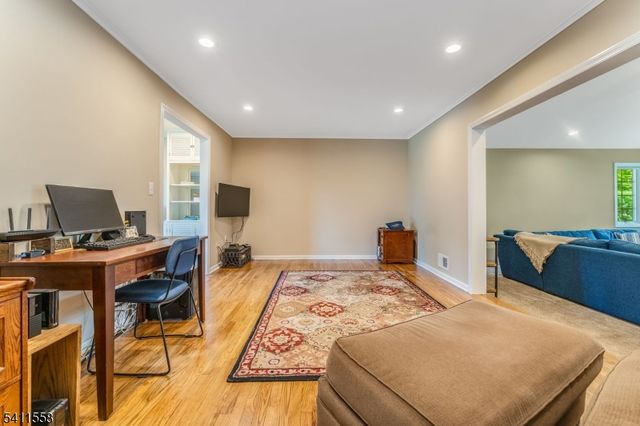 36 Bradley Ln, Bridgewater Twp., NJ 08807