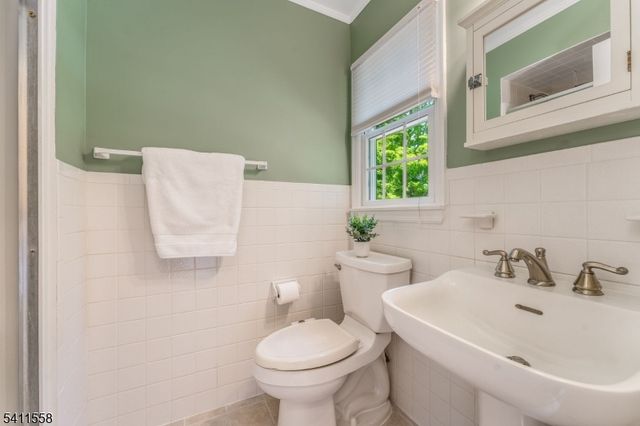 36 Bradley Ln, Bridgewater Twp., NJ 08807
