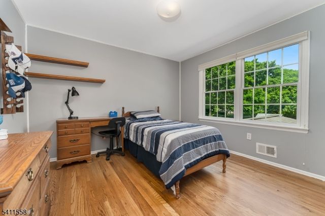 36 Bradley Ln, Bridgewater Twp., NJ 08807
