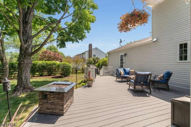 36 Bradley Ln, Bridgewater Twp., NJ 08807