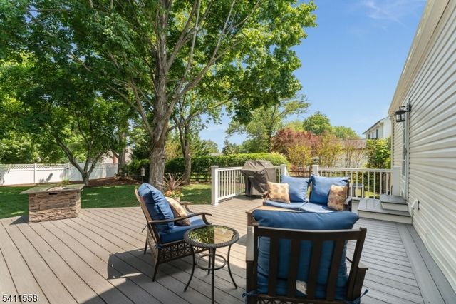 36 Bradley Ln, Bridgewater Twp., NJ 08807