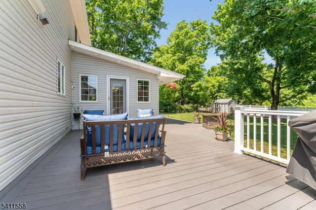 36 Bradley Ln, Bridgewater Twp., NJ 08807