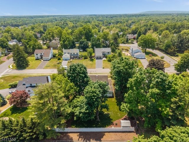 36 Bradley Ln, Bridgewater Twp., NJ 08807