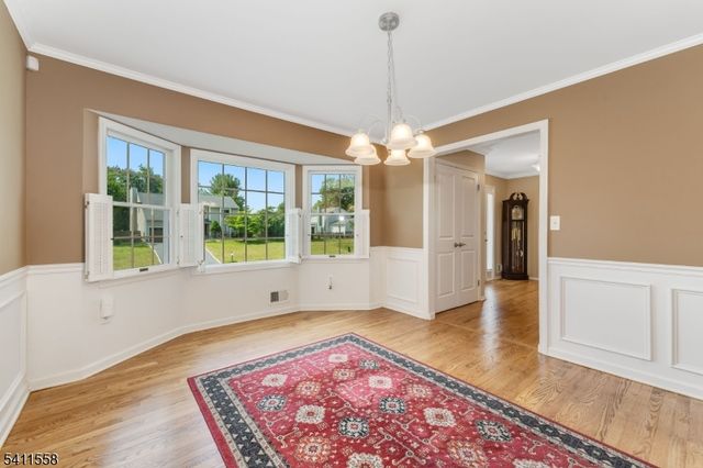 36 Bradley Ln, Bridgewater Twp., NJ 08807