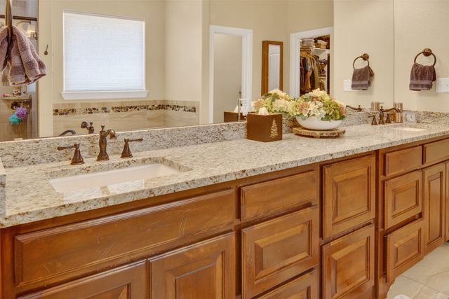 206 Oak Tree Court, Poolville, TX 76487